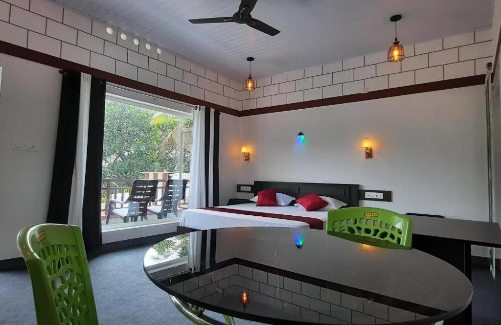 Linn View Home Stay Munnar Esterno foto
