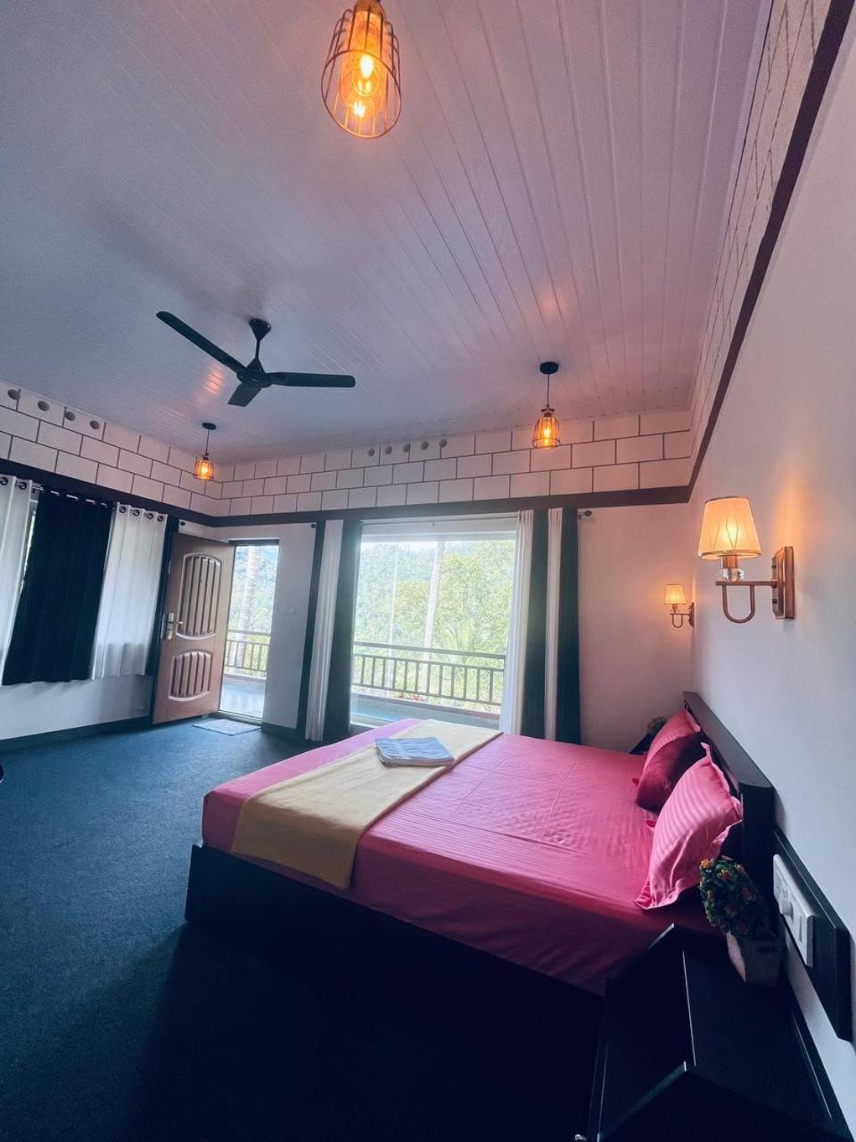 Linn View Home Stay Munnar Esterno foto